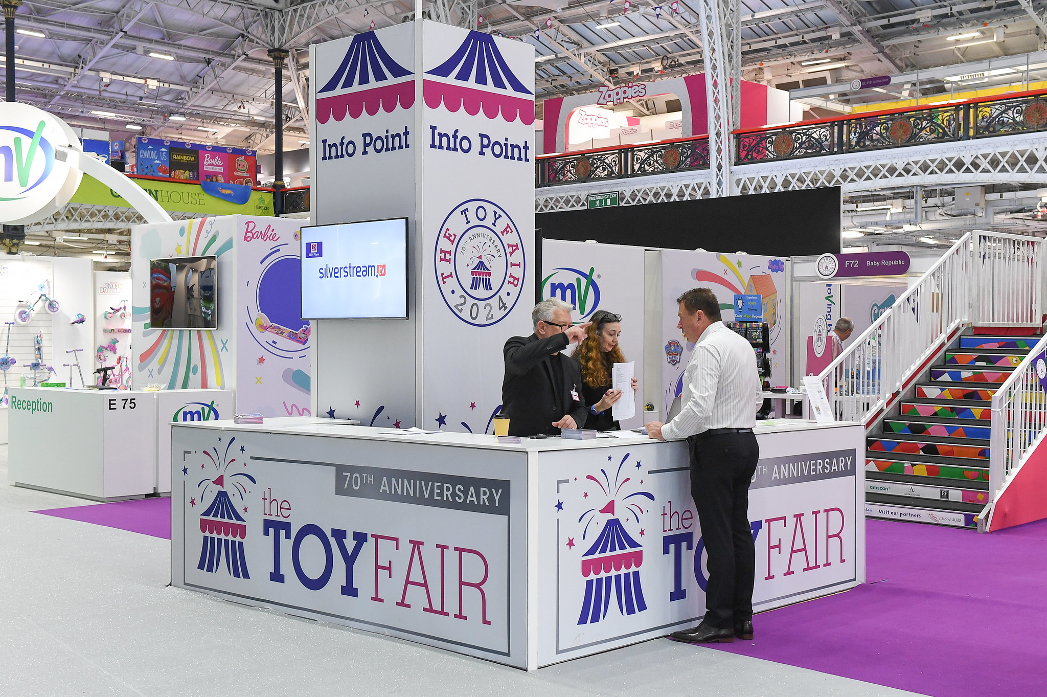 Diseño y construcción de áreas destacadas